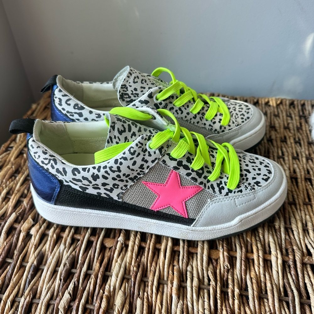 Steve Madden Leopard Sneakers with Pink Star and Neon Laces